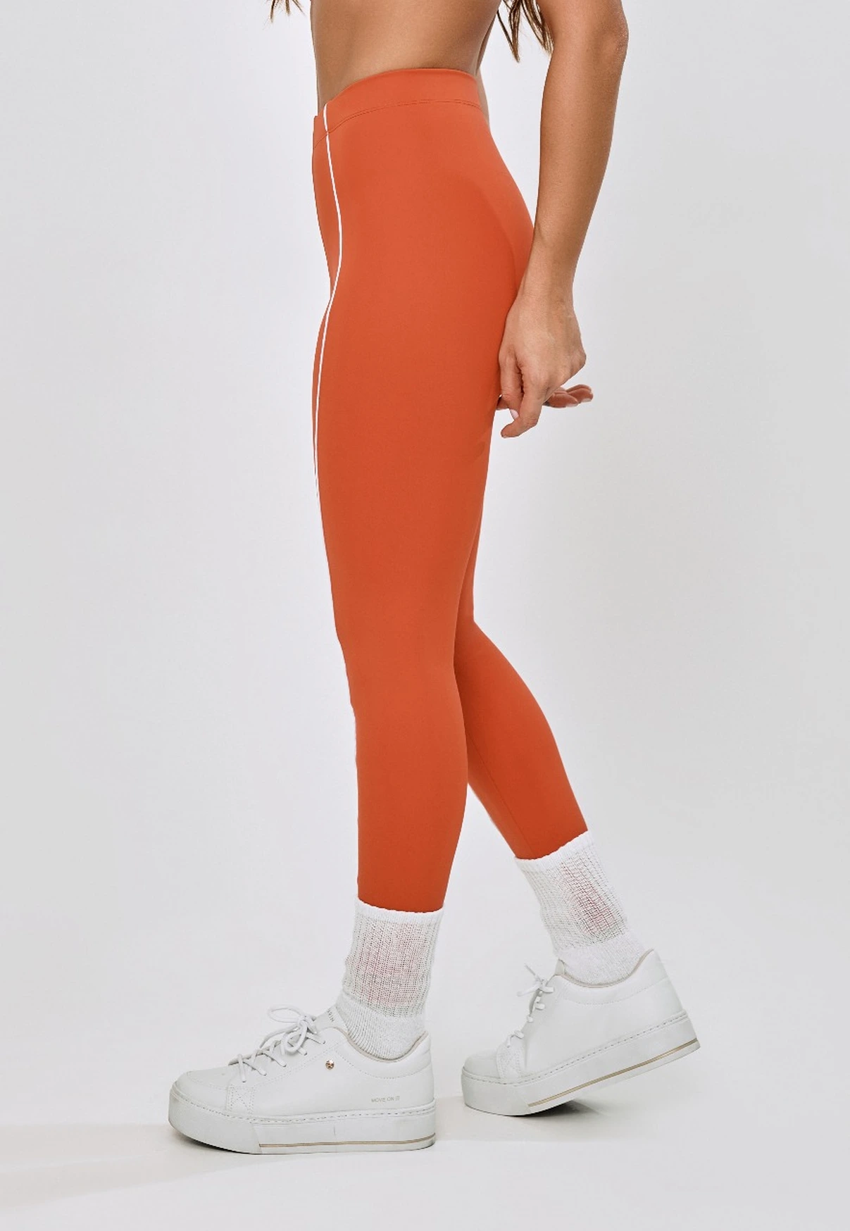 CALÇA LEGGING COM VIVO NA FRENTE FOLK