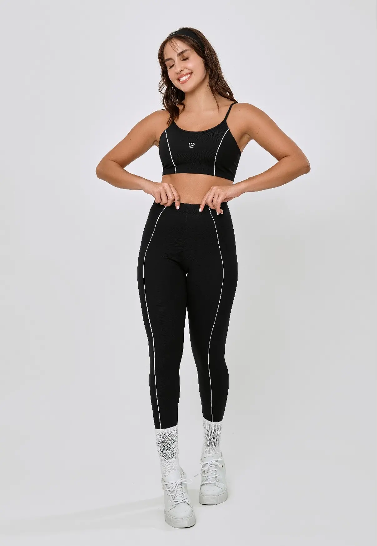 CALÇA LEGGING COM VIVO NA FRENTE PRETO