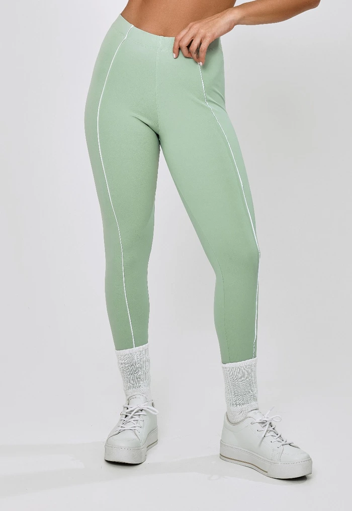 CALÇA LEGGING COM VIVO NA FRENTE VERDE ALOE