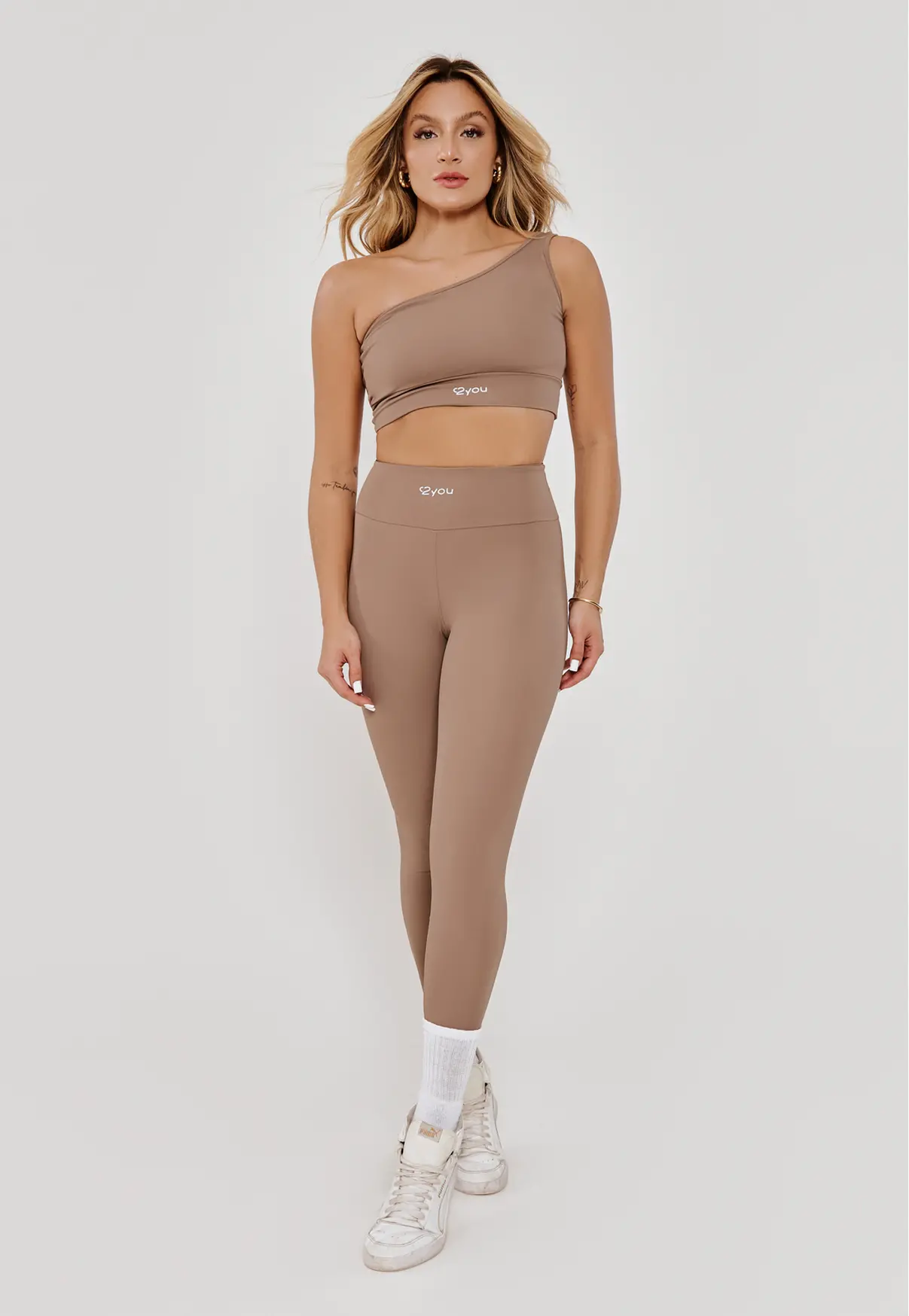 LEGGING BÁSICA SILK MEIO NUTS- POLIAMIDA FIO DUPLO