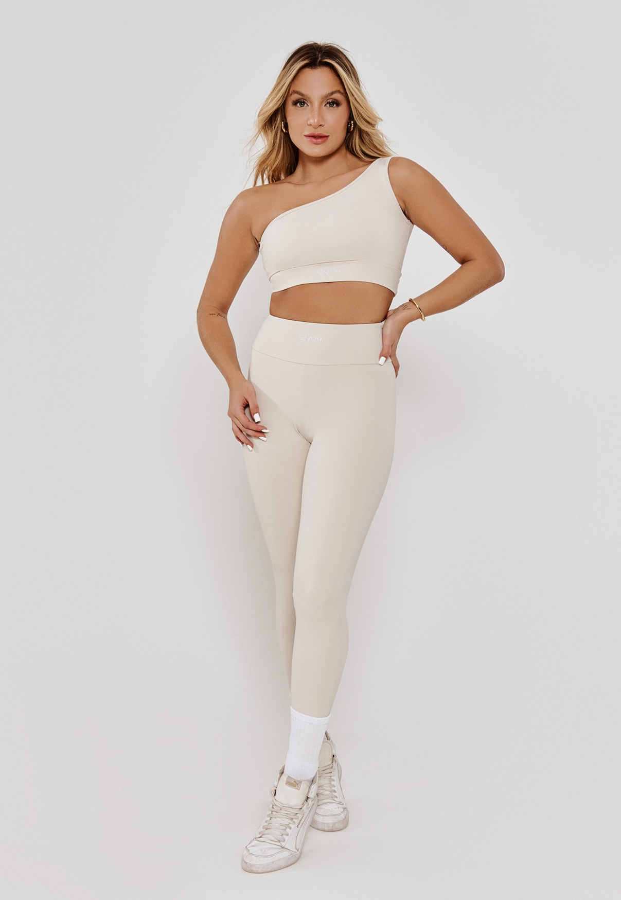 LEGGING BÁSICA SILK MEIO LUNA- POLIAMIDA FIO DUPLO