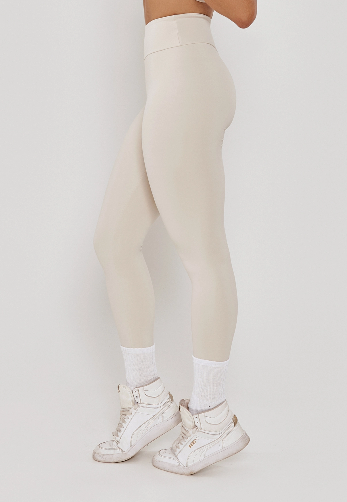 LEGGING BÁSICA SILK MEIO LUNA- POLIAMIDA FIO DUPLO