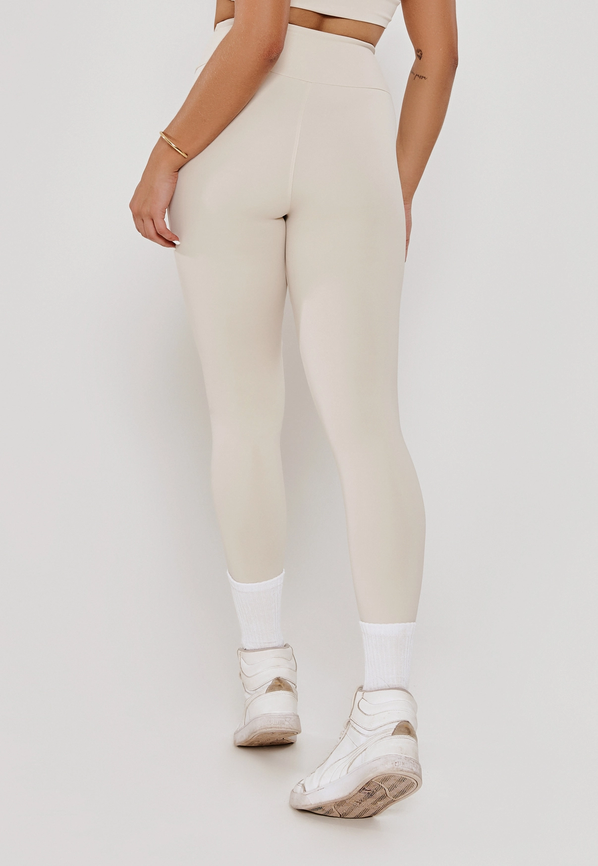 LEGGING BÁSICA SILK MEIO LUNA- POLIAMIDA FIO DUPLO