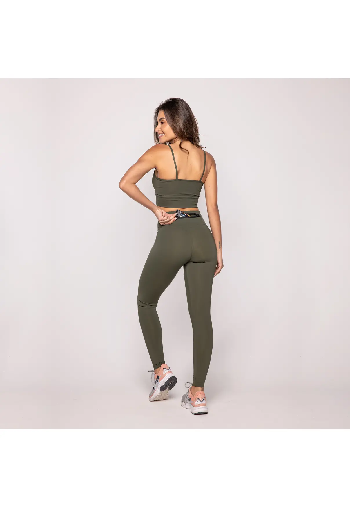 LEGGING COM BOLSO DE ZÍPER NO CÓS COSTA VERDE ELITE - POLIAMIDA