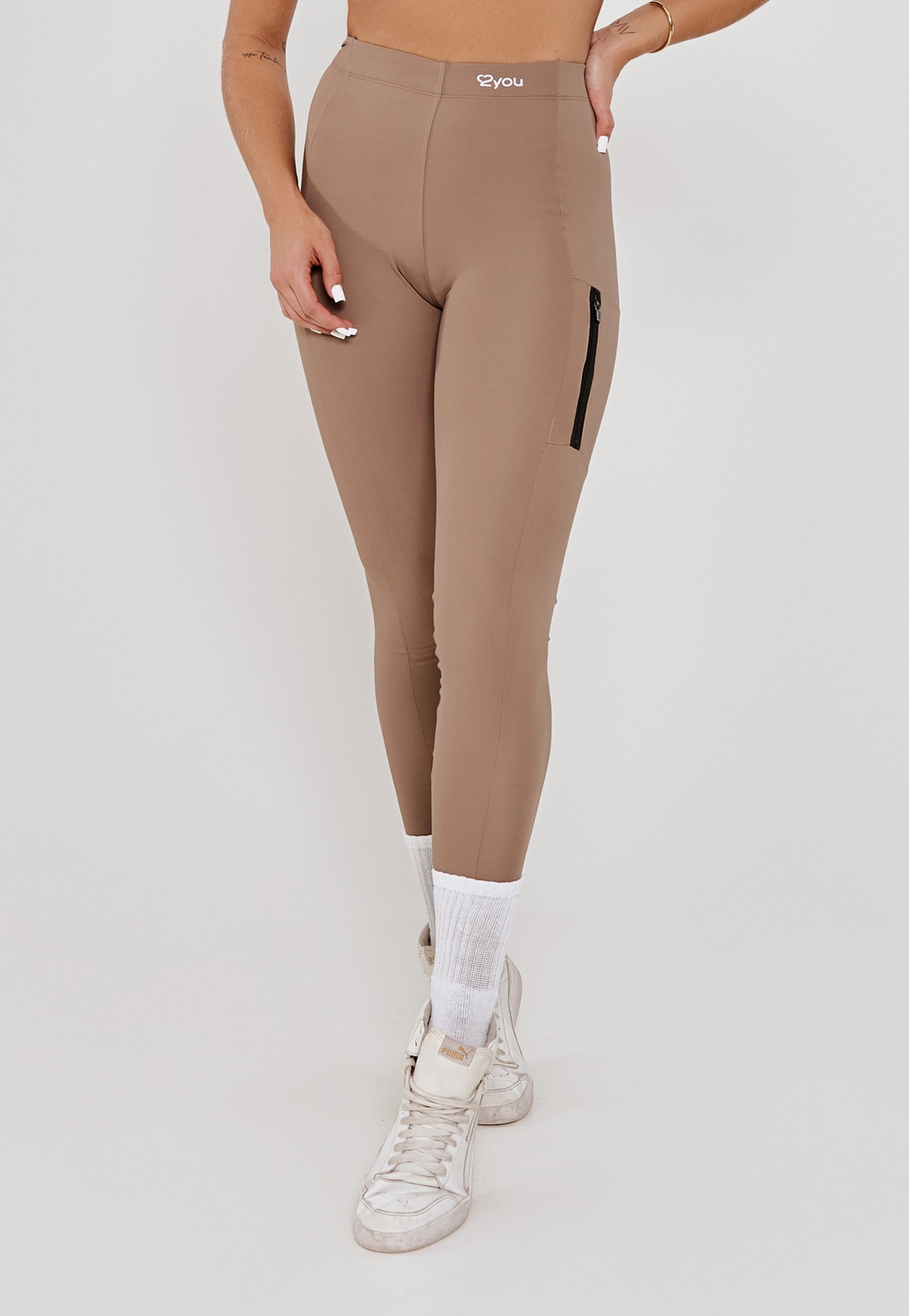LEGGING BOLSO COM ZÍPER LATERAL NUTS- POLIAMIDA FIO DUPLO