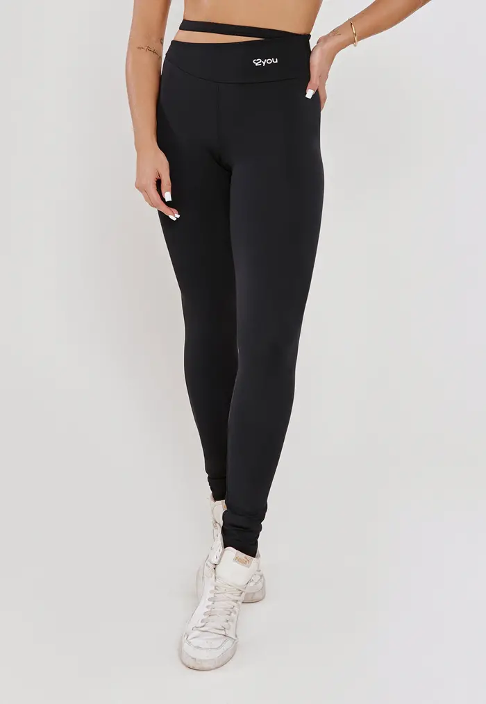 LEGGING CÓS ASSIMÉTRICO PRETO- POLIAMIDA FIO DUPLO