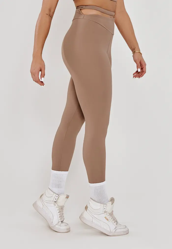 LEGGING CÓS ASSIMÉTRICO NUTS- POLIAMIDA FIO DUPLO