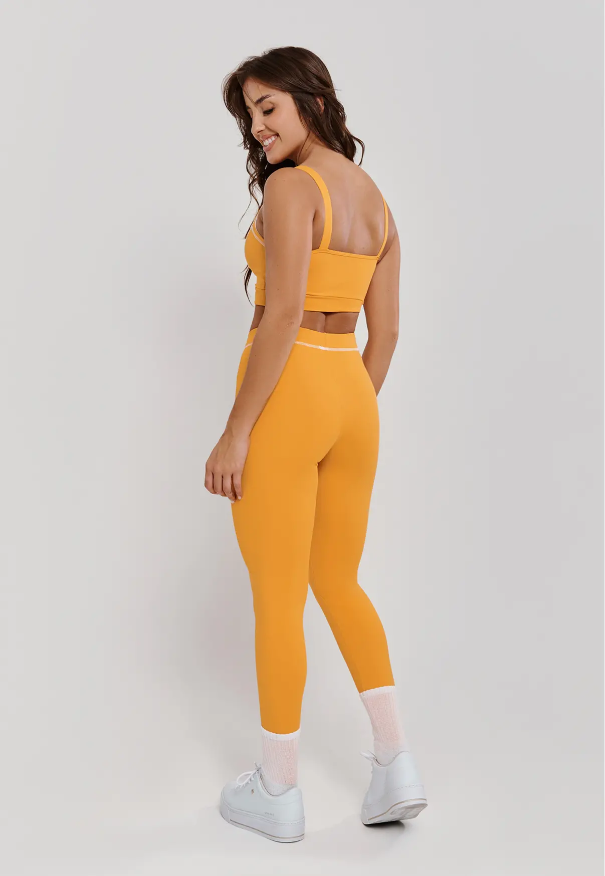 TOP FITNESS FEMININO COM PESPONTO E SILK POLIAMIDA - LARANJA AMBAR