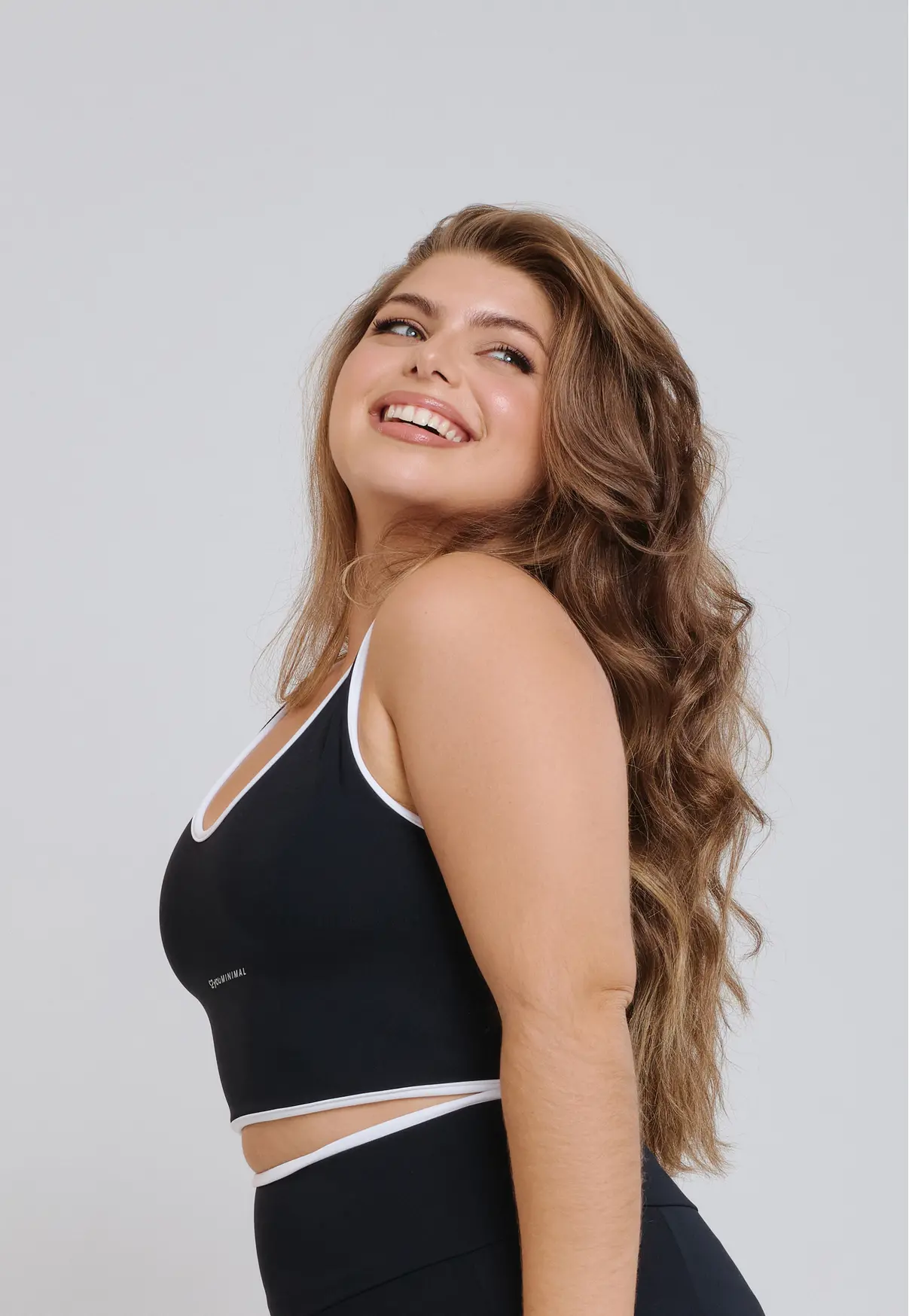 CROPPED COM VIÉS PONTO DE LUZ POLIAMIDA PRETO
